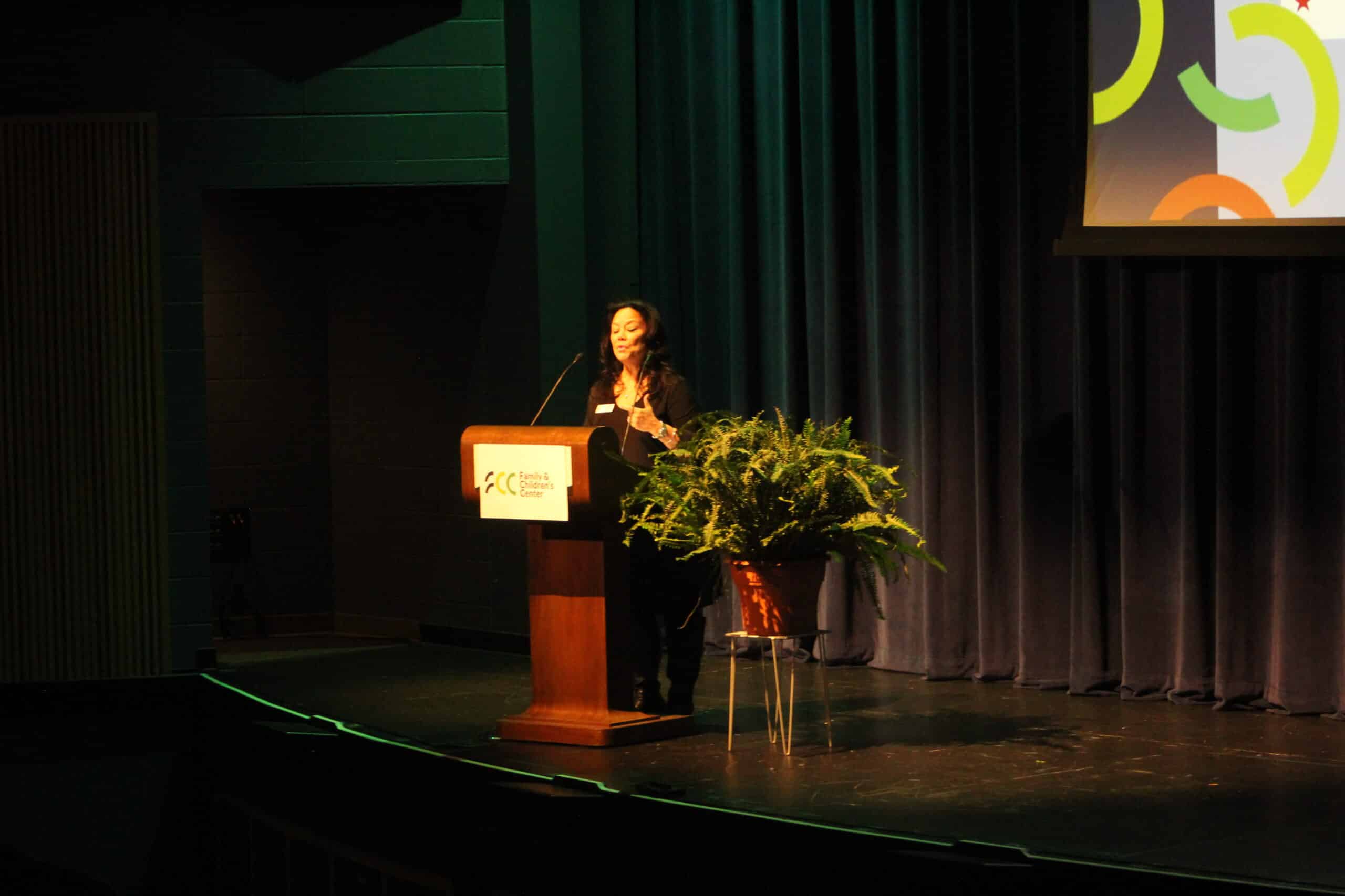 Tita Yutuc at Podium